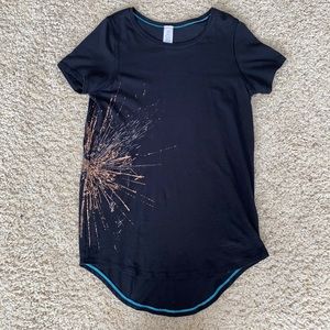 Ivivva girls size 10 shirt